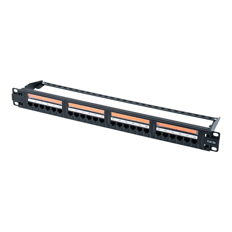 Cat5e 19-inch 1U unshielded 24-port patch panel (flip-top na plastic window) SP-3410D24-C5E